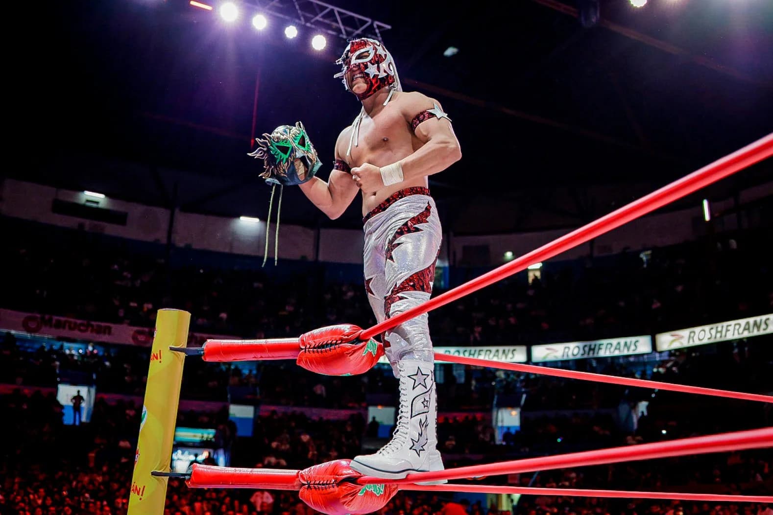 INTERVIEW: CMLL's Max Star Opens Up About His Apuestas Win Over Pólvora in Arena Mexico, His Dream Matches and His Goals